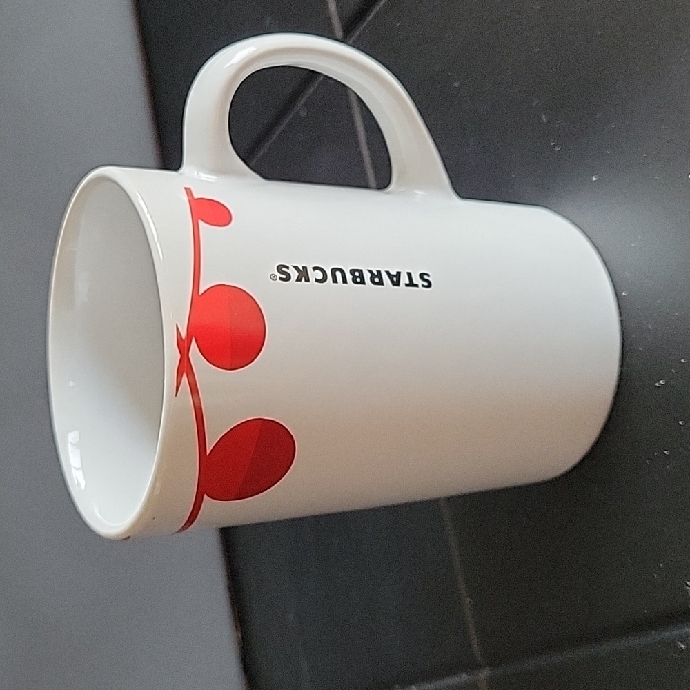 Starbucks Christmas 10.8 oz coffee mug, 2012